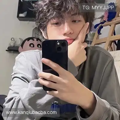 姬铃含